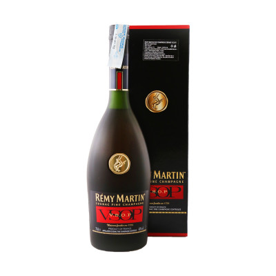 Remy Martin konjak VSOP 0.7 l kutija